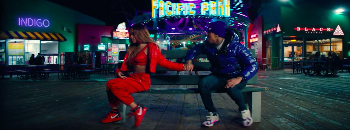 Video: Chris Brown - Undecided